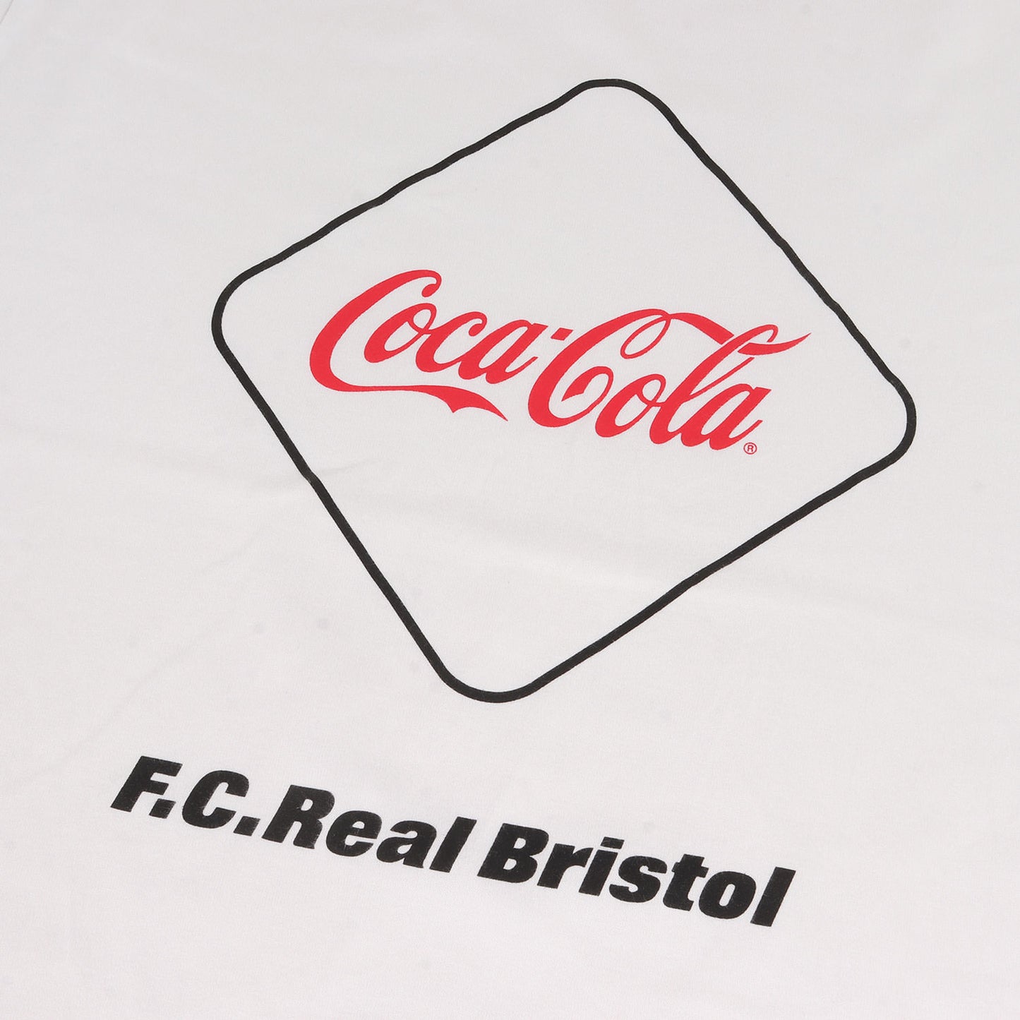 20SS ×Coca-Cola エンブレムロゴ Tシャツ(COCA-COLA EMBLEM TEE)