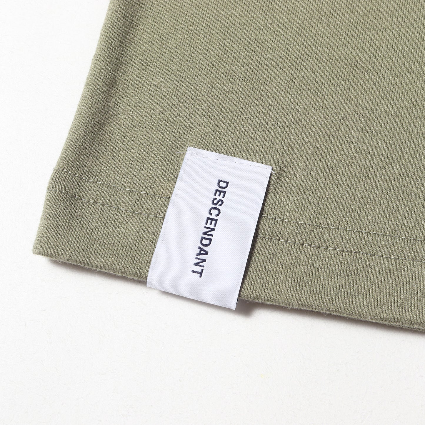 ワンポイント刺繍 クルーネック Tシャツ