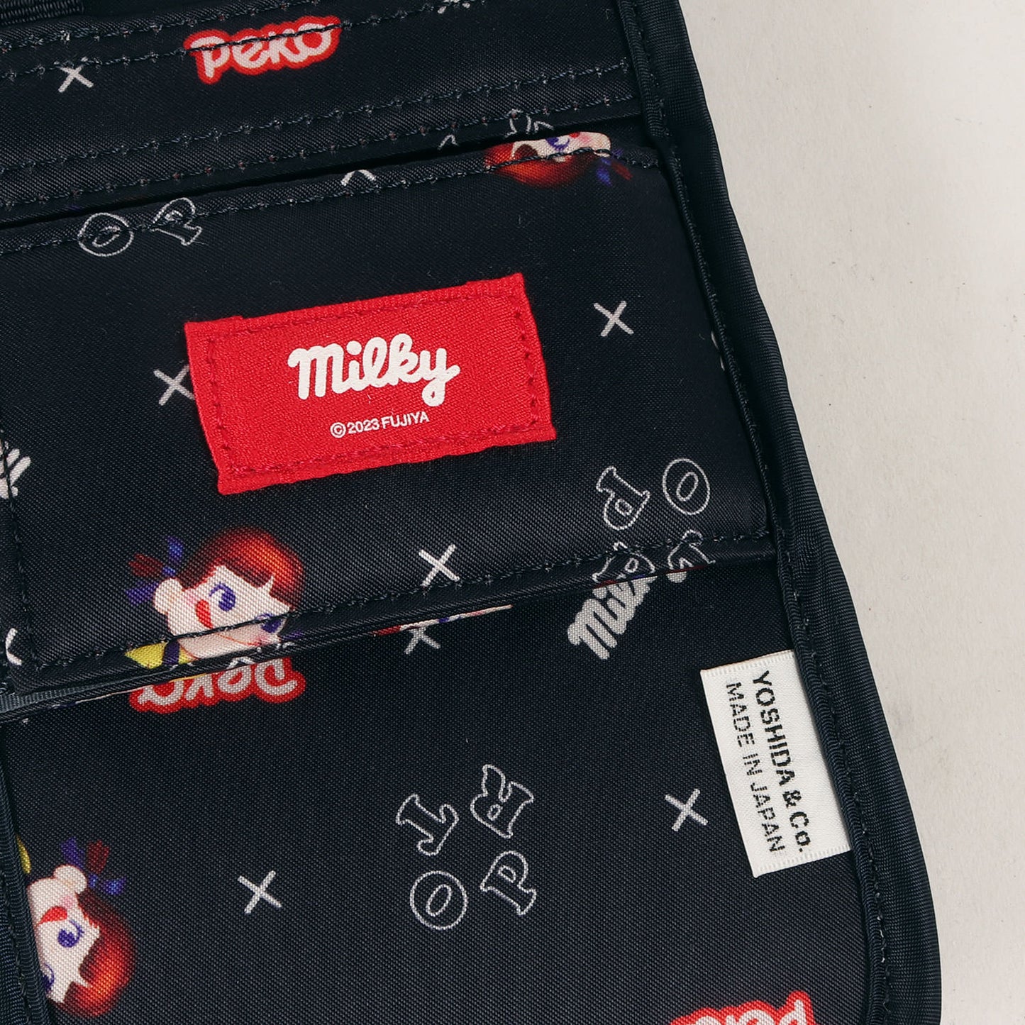 23AW ×milky ペコちゃん柄 モバイル ショルダーバッグ / ポーチ(MOBILE SHOULDER BAG)
