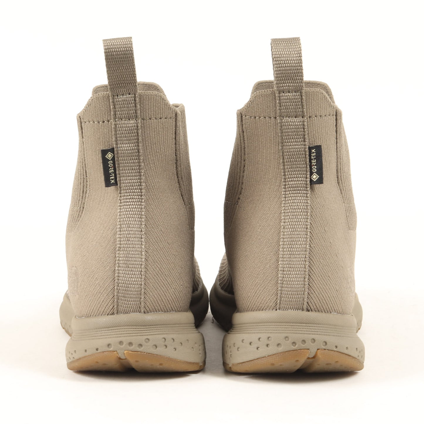 GORE-TEX ベロシティ ニット ミッドカットシューズ (Velocity Knit Mid GTX Invisible Fit)