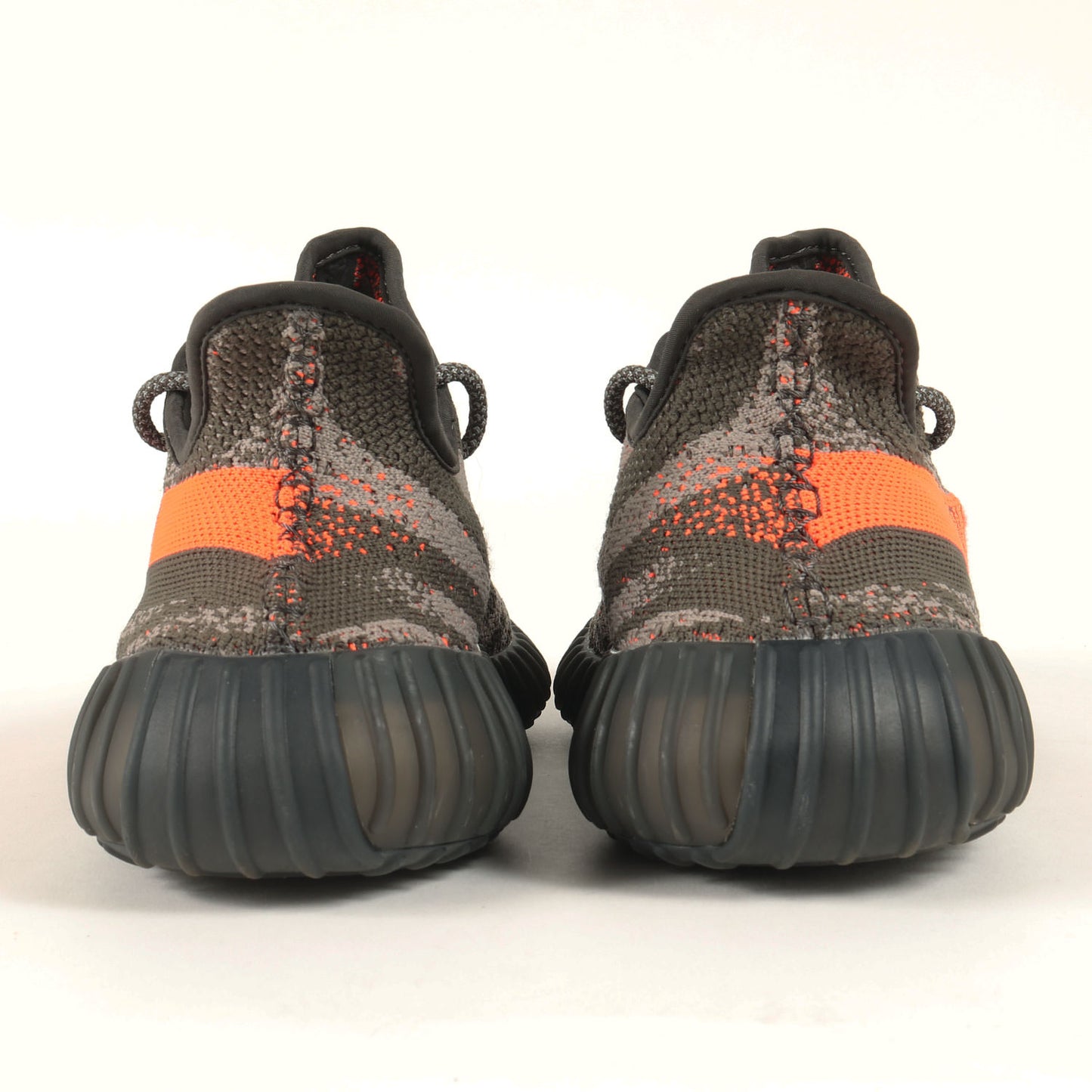 23SS YEEZY BOOST 350 V2 CARBON BELUGA (HQ7045)