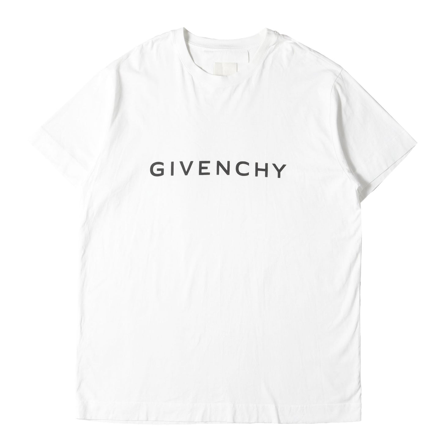 近年モデル ブランドロゴ オーバーサイズ Tシャツ(OVERSIZED FIT)