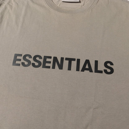 FOG ESSENTIALS ブランドロゴ Tシャツ