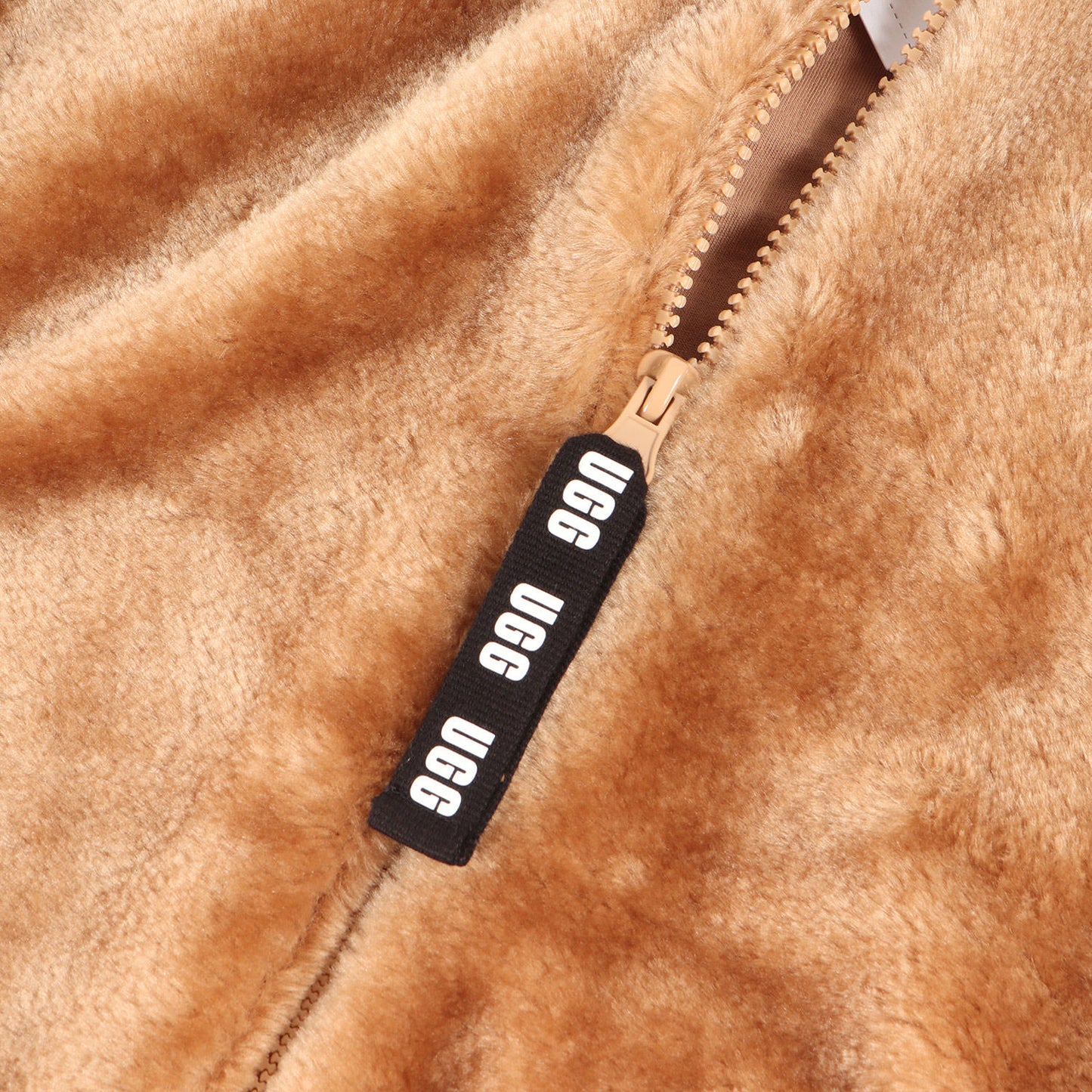 レークン フェイクファー フルジップ ジャケット(Laken)