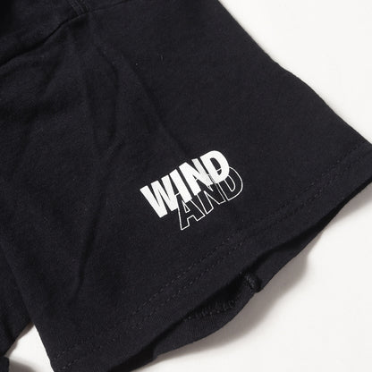 ×CASETIFY ホイルプリント ブランドロゴ Tシャツ