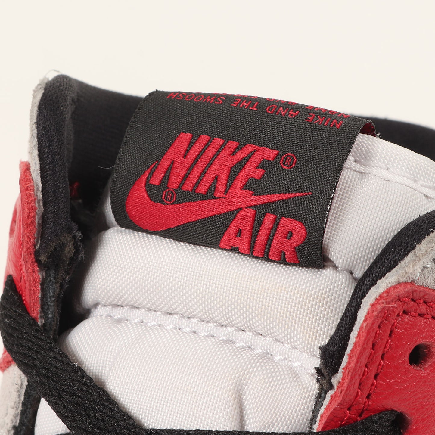 AIR JORDAN 1 RETRO HIGH OG Smoke Grey (555088-126)
