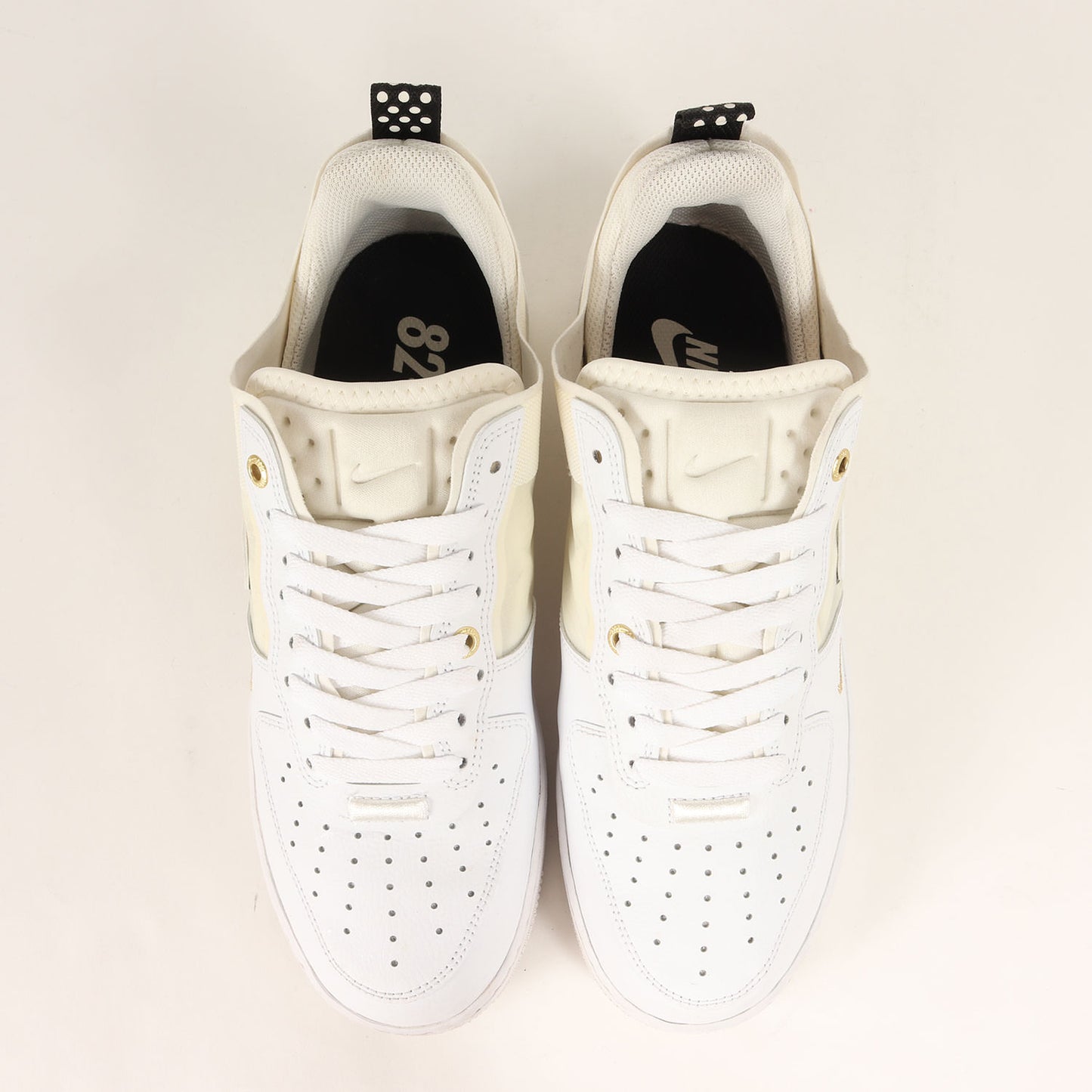 AIR FORCE 1 REACT (DQ7669-100)