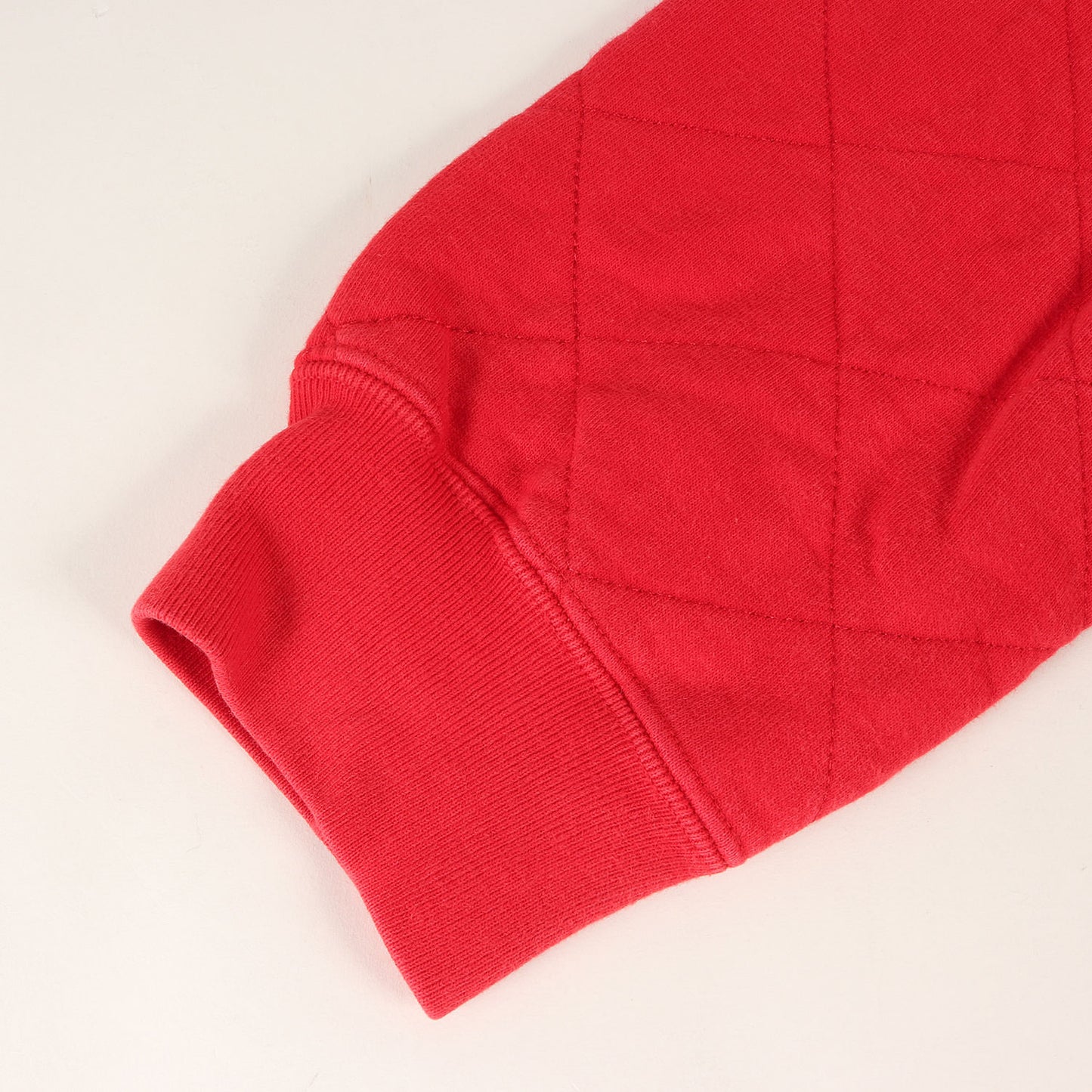スクリプトロゴ キルティング スウェットパーカー(Quilted Hooded Sweatshirt)