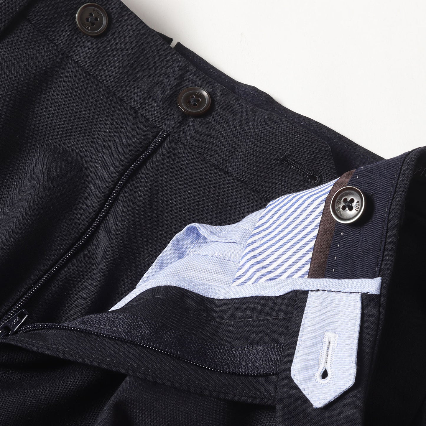 スーパースリム ストレッチウール スラックスパンツ(SUPER SLIM FIT)