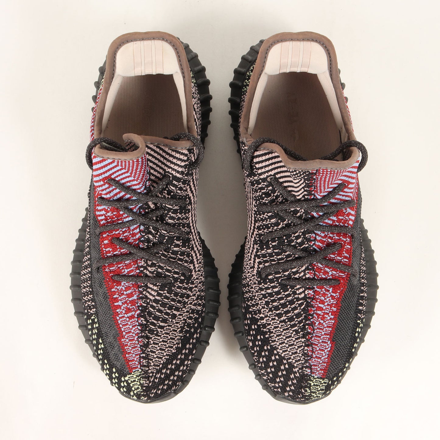YEEZY BOOST 350 V2 YECHEIL (FW5190)