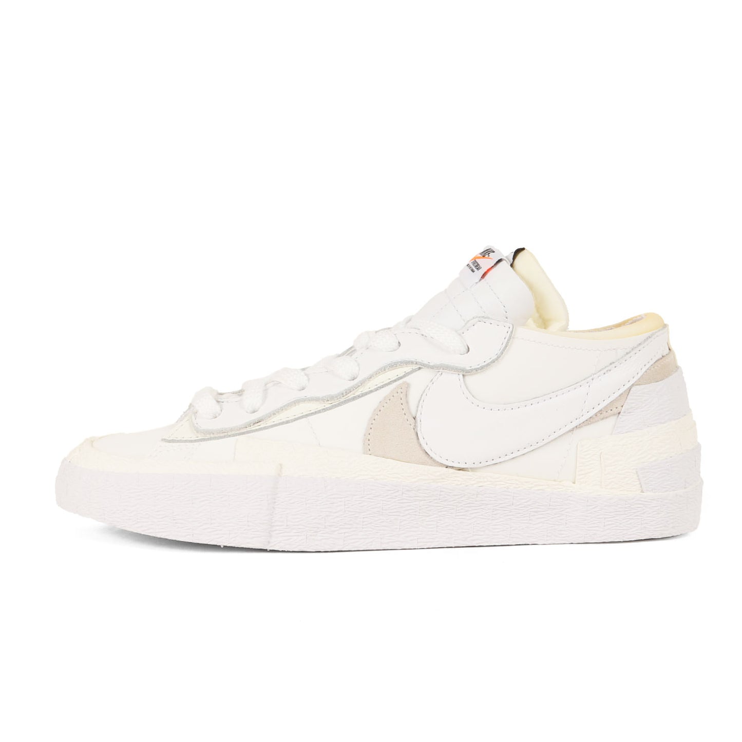 22SS ×NIKE BLAZER LOW / SACAI WHITE PATENT (DM6443-100)