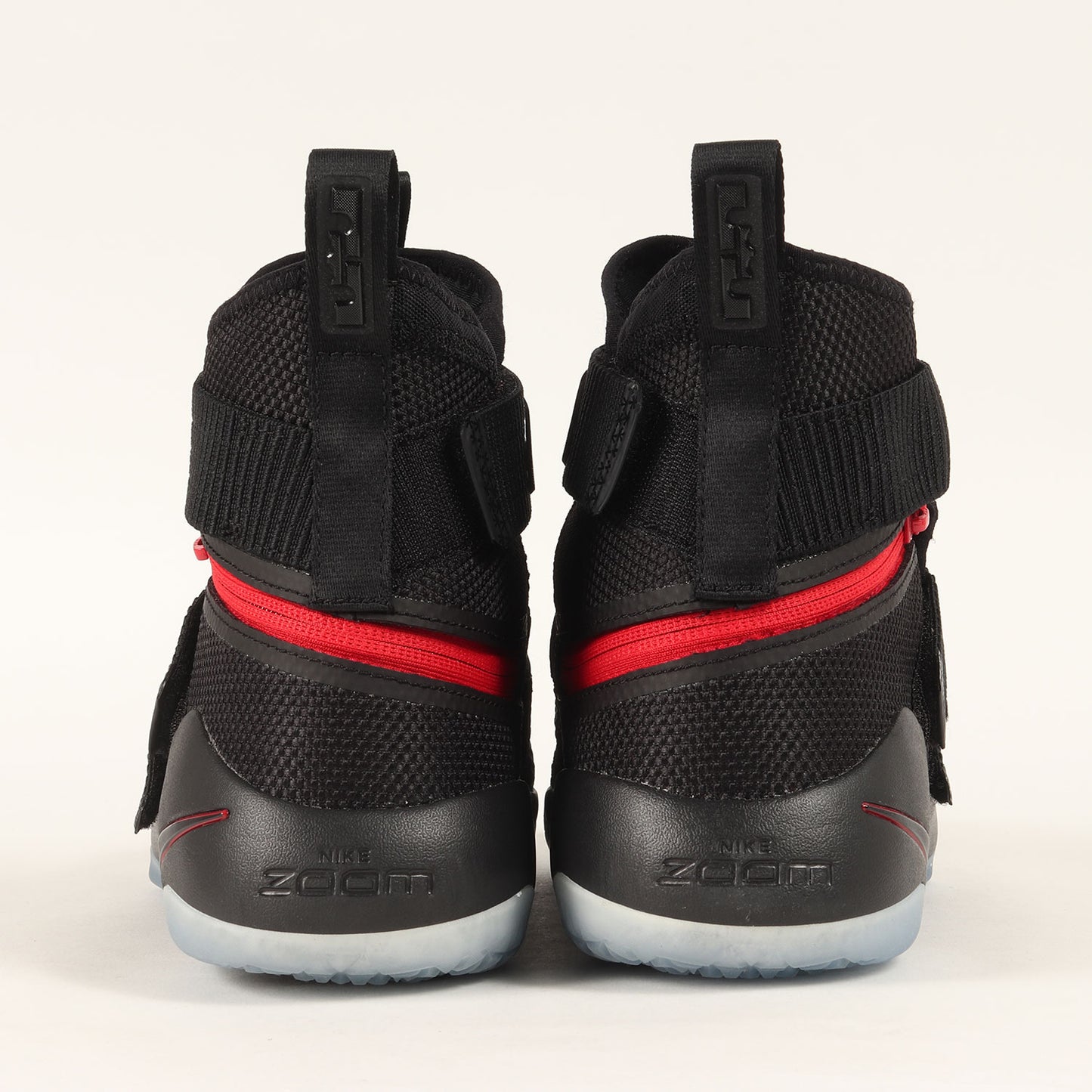 日本未発売 LEBRON SOLDIER 11 FLYEASE 4E (AQ3321-001)