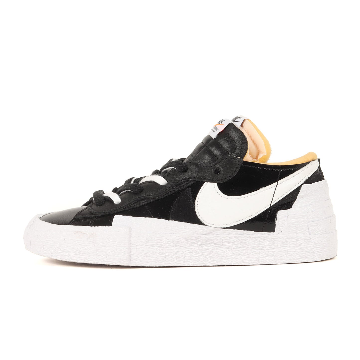 22SS ×NIKE BLAZER LOW / SACAI BLACK PATENT (DM6443-001)