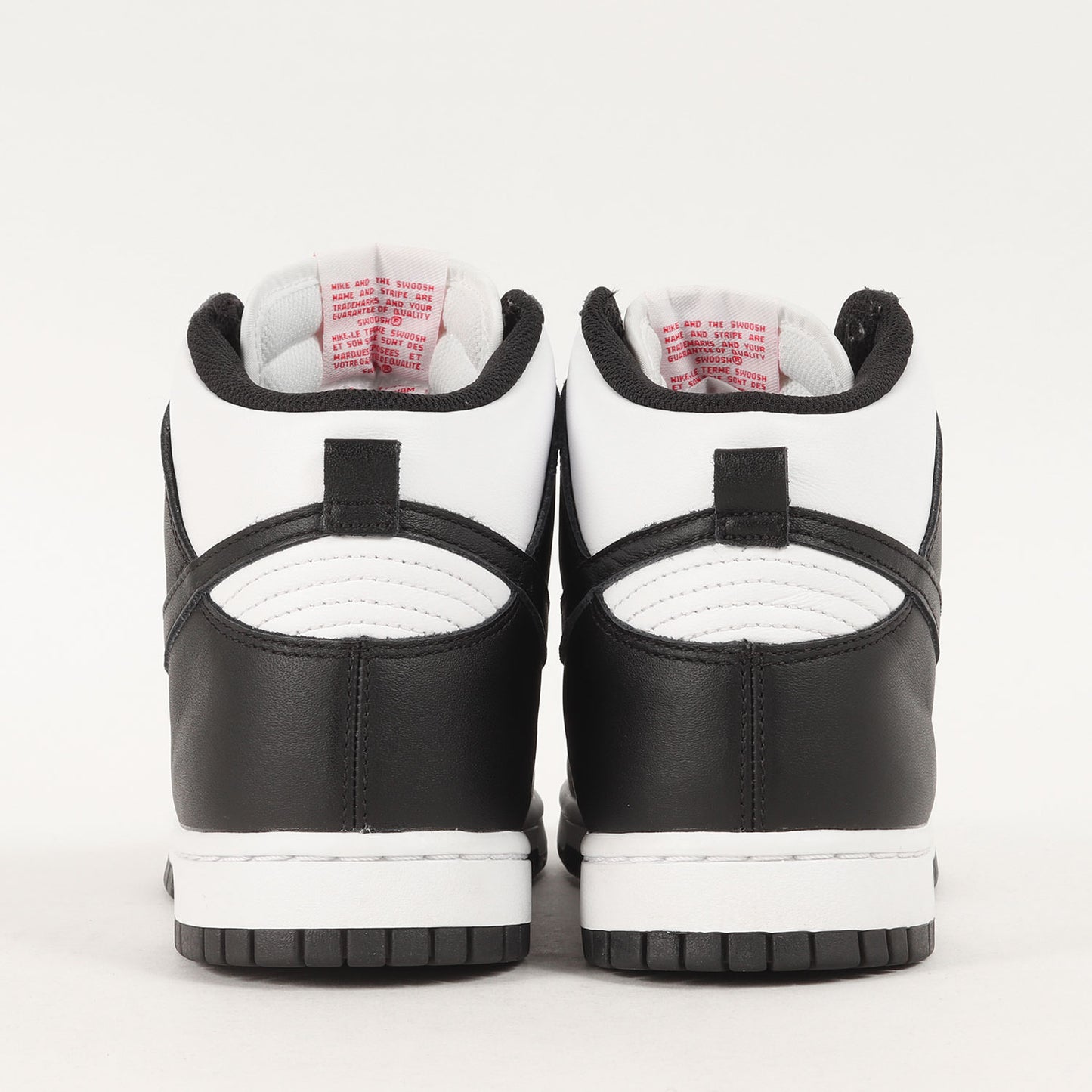 DUNK HI RETRO (DD1399-103)