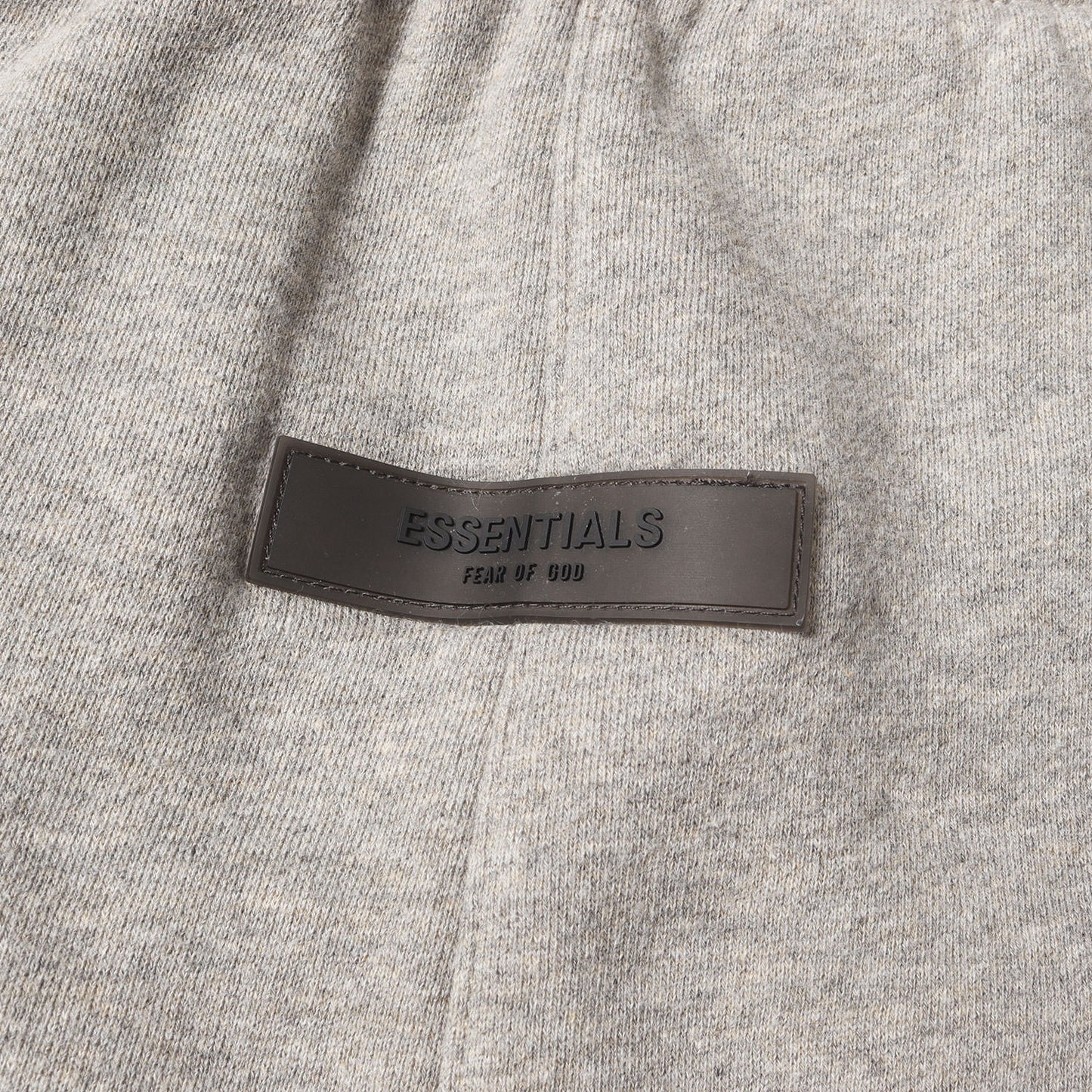 FOG ESSENTIALS 1977ロゴ スウェットパンツ(Relaxed Sweatpants)