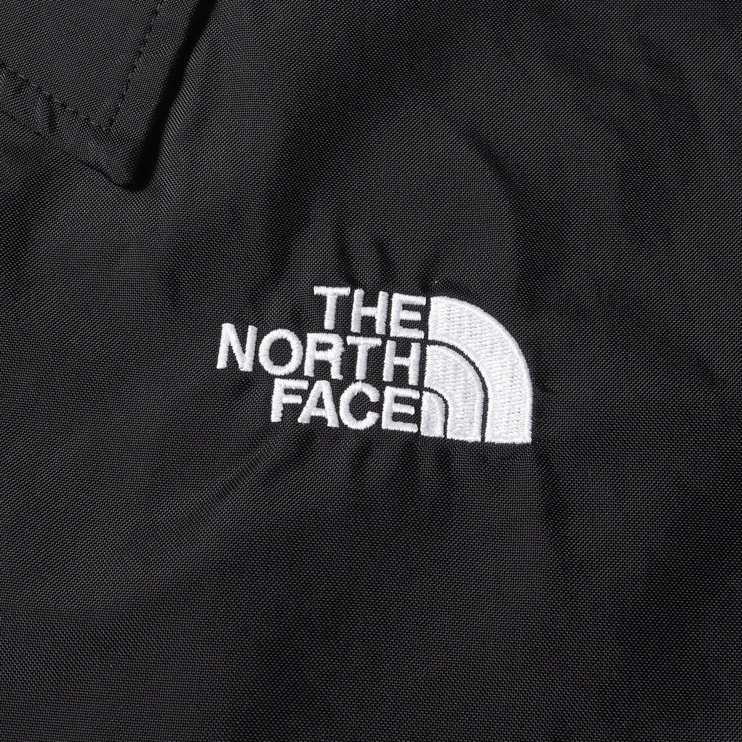 現行モデル ナイロン コーチジャケット(The Coach Jacket)