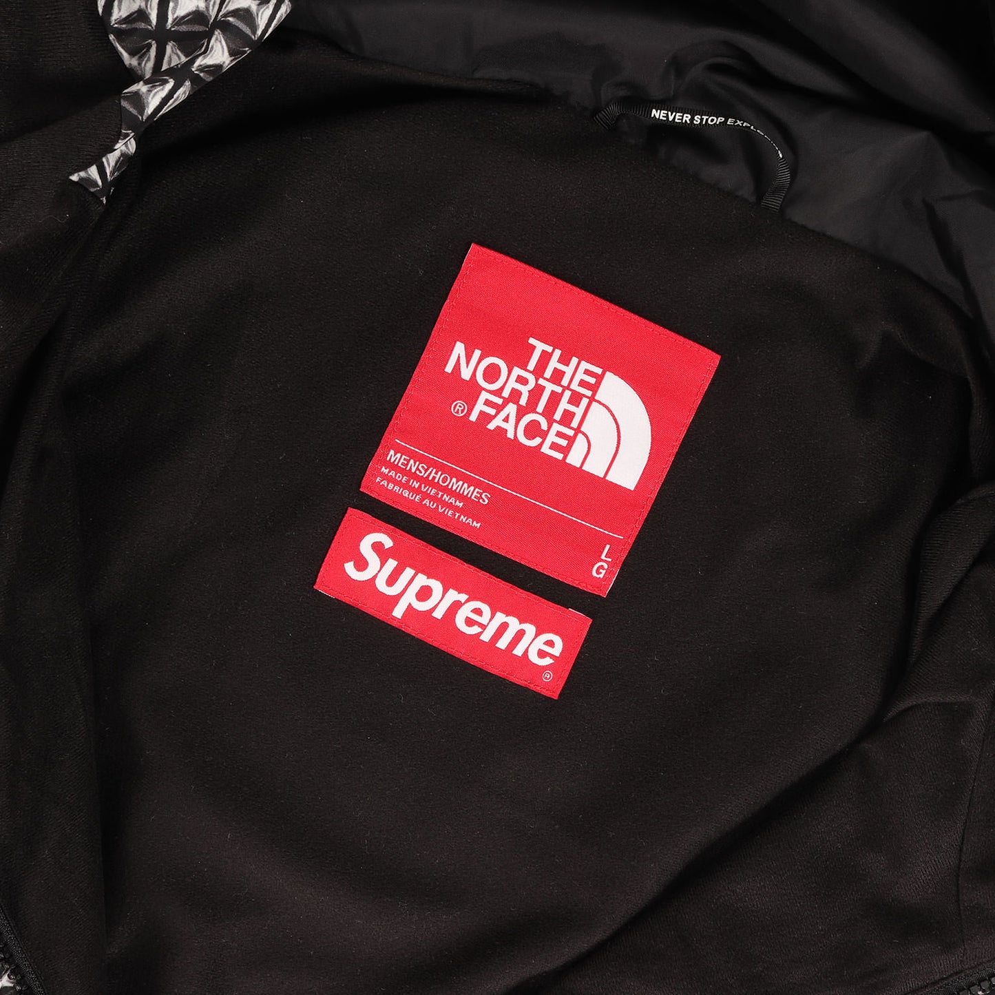 21SS ×THE NORTH FACE スタッズ柄 マウンテン ライト ジャケット(Studded Mountain Light Jacket)