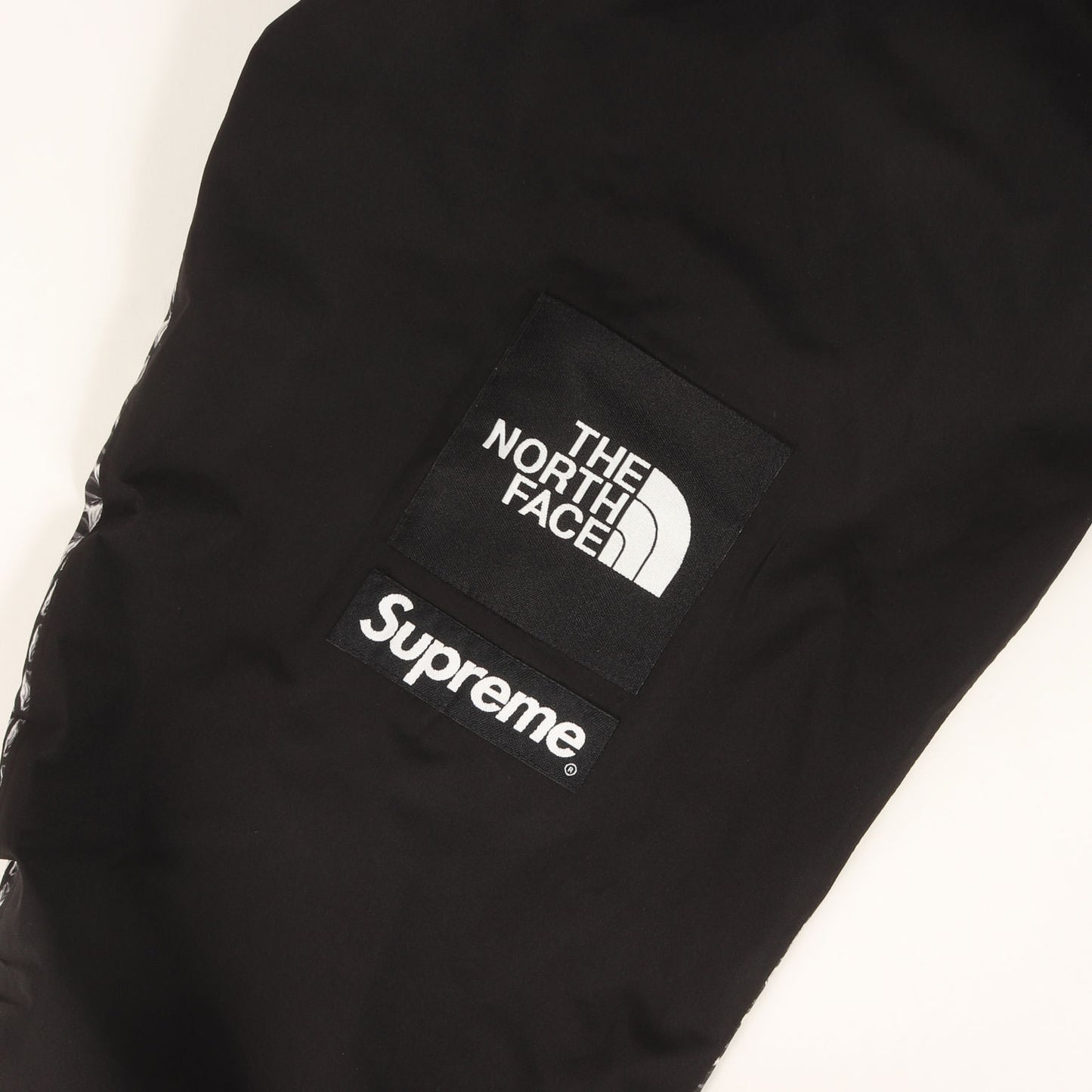 21SS ×THE NORTH FACE スタッズ柄 マウンテン ライト ジャケット(Studded Mountain Light Jacket)