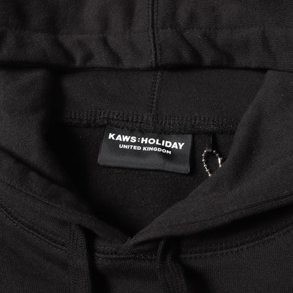 UK限定 KAWS:HOLIDAY UNITED KINGDOM コンパニオン スウェットパーカー