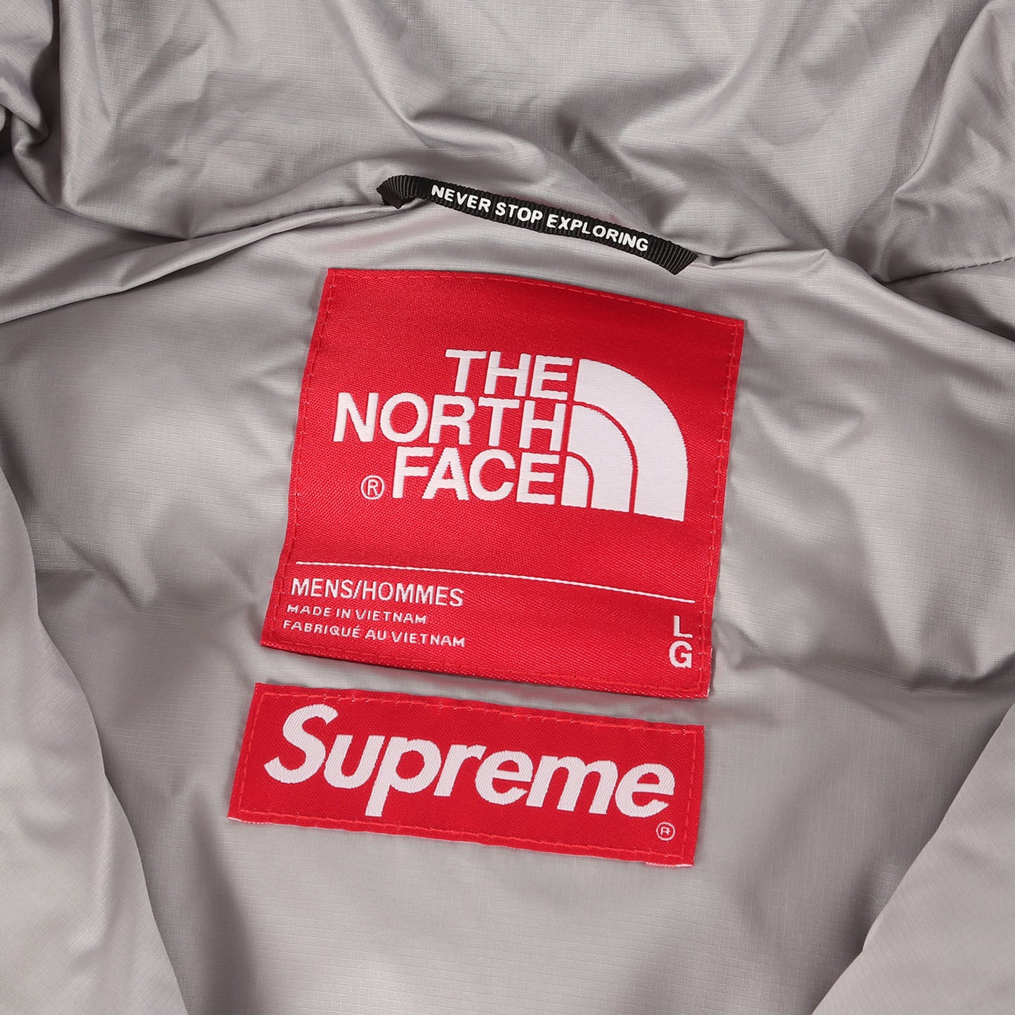 22AW ×THE NORTH FACE ハーフジップ プルオーバー ダウンジャケット(800-Fill Half Zip Hooded Pullover)