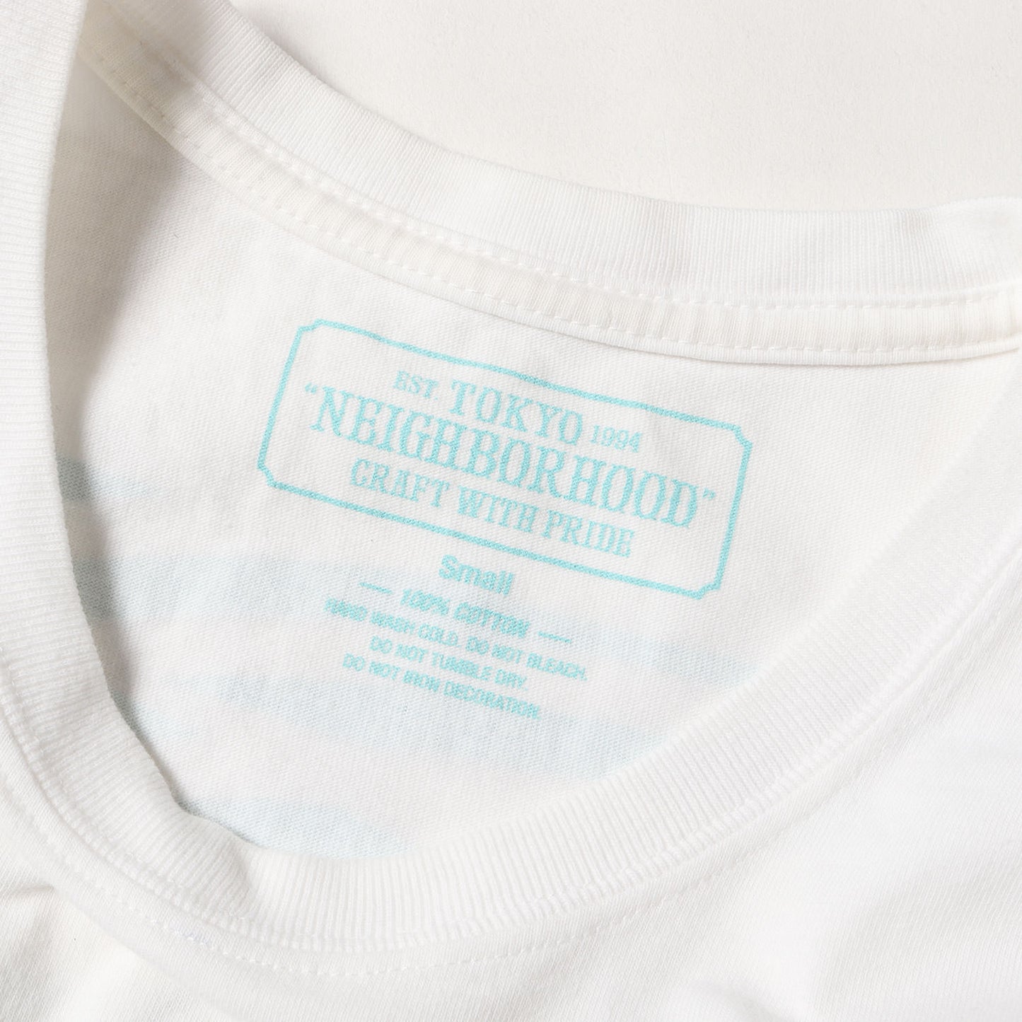 グラフィックプリント クルーネック Tシャツ