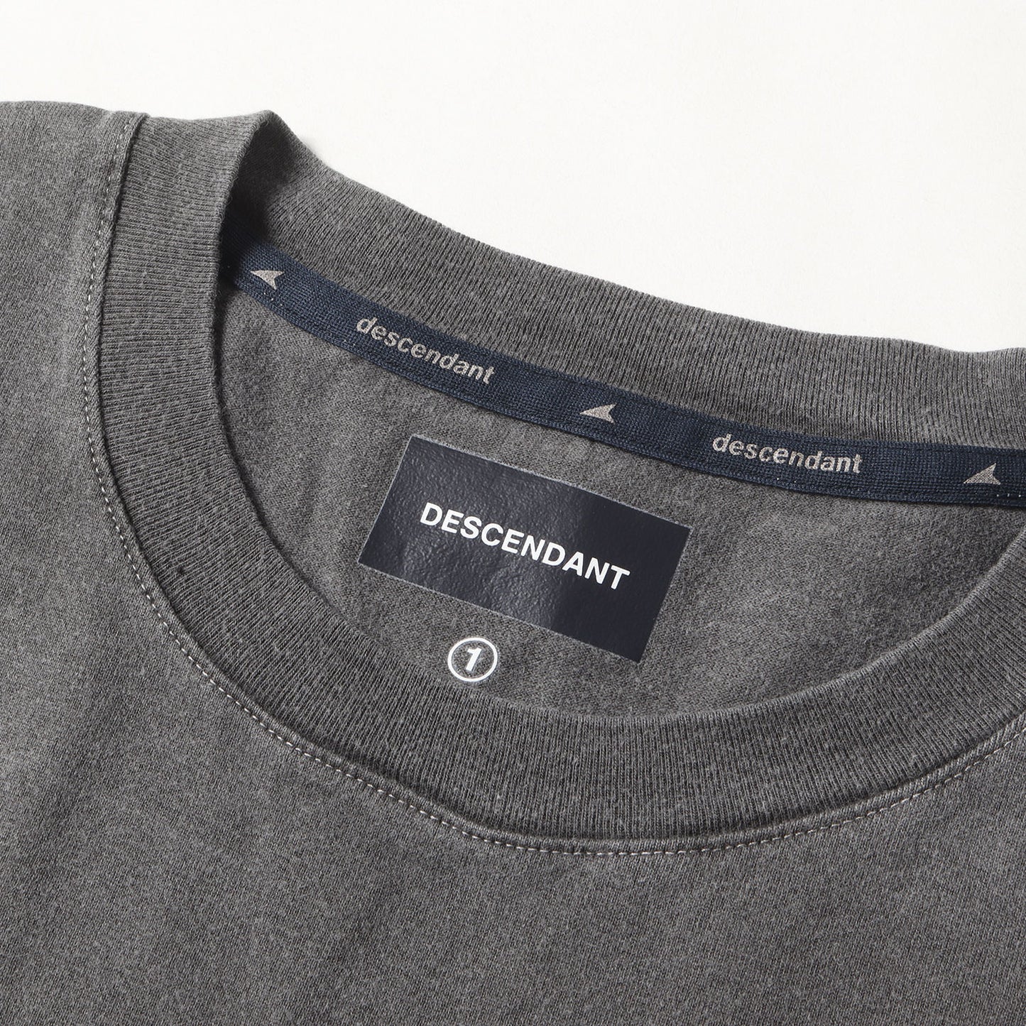ピグメントダイ加工 クルーネック Tシャツ