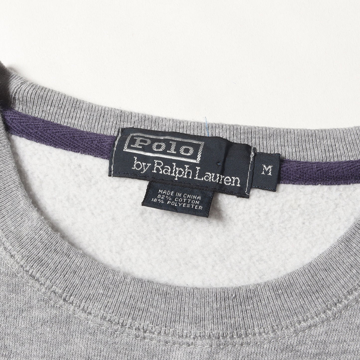 ワンポイント刺繍 クルーネック スウェット