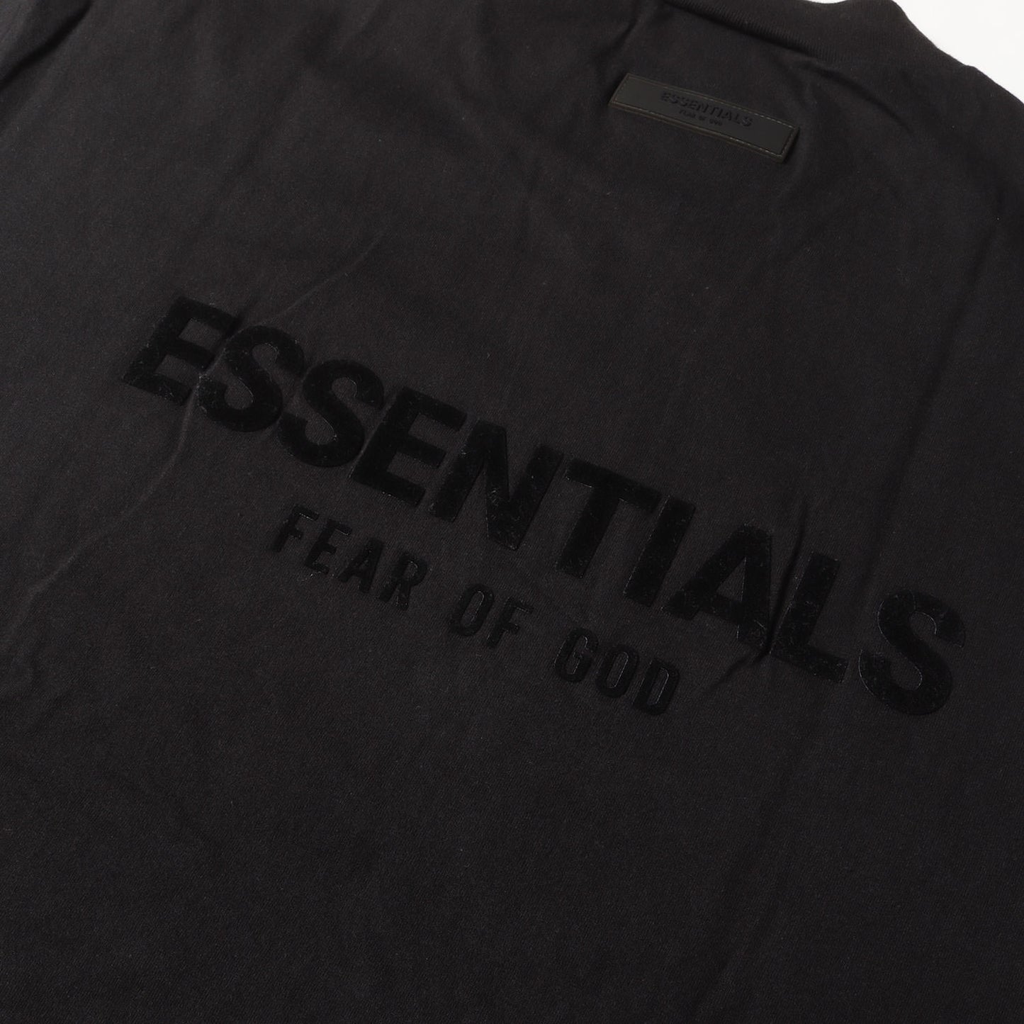 FOG ESSENTIALS フロッキープリント クルーネック Tシャツ