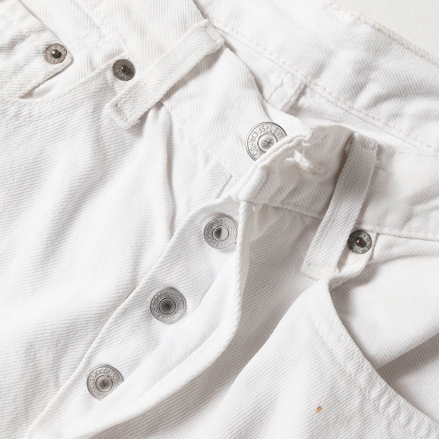 90s EURO Levi's 501 ホワイトデニムパンツ (501-0150) ポーランド製