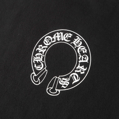 近年モデル ホースシュー&フローラルクロス スウェットパーカー(SWTSHRT PLVR)