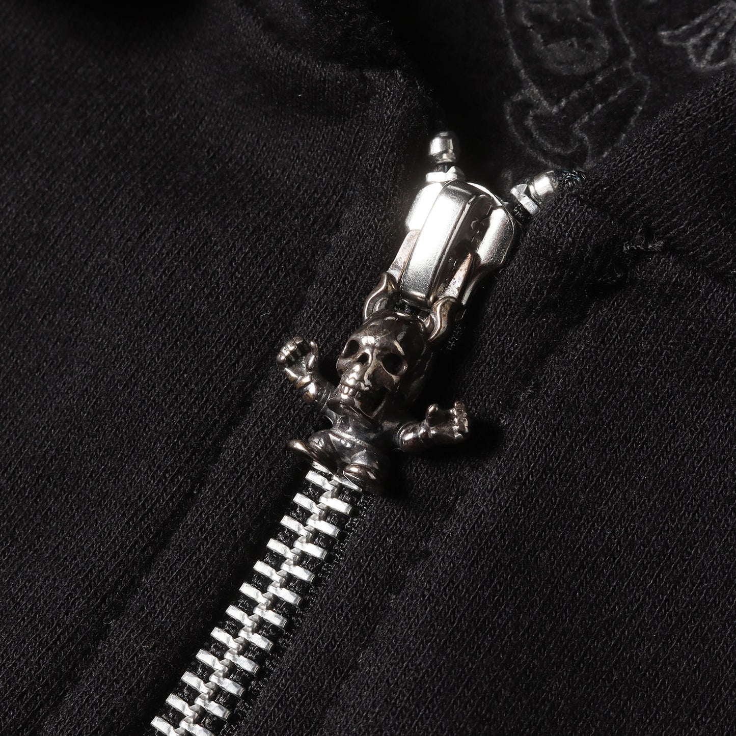 近年モデル FOTI スカル ジップ スウェットパーカー(SWTSHRT HD ZIP FOTI )