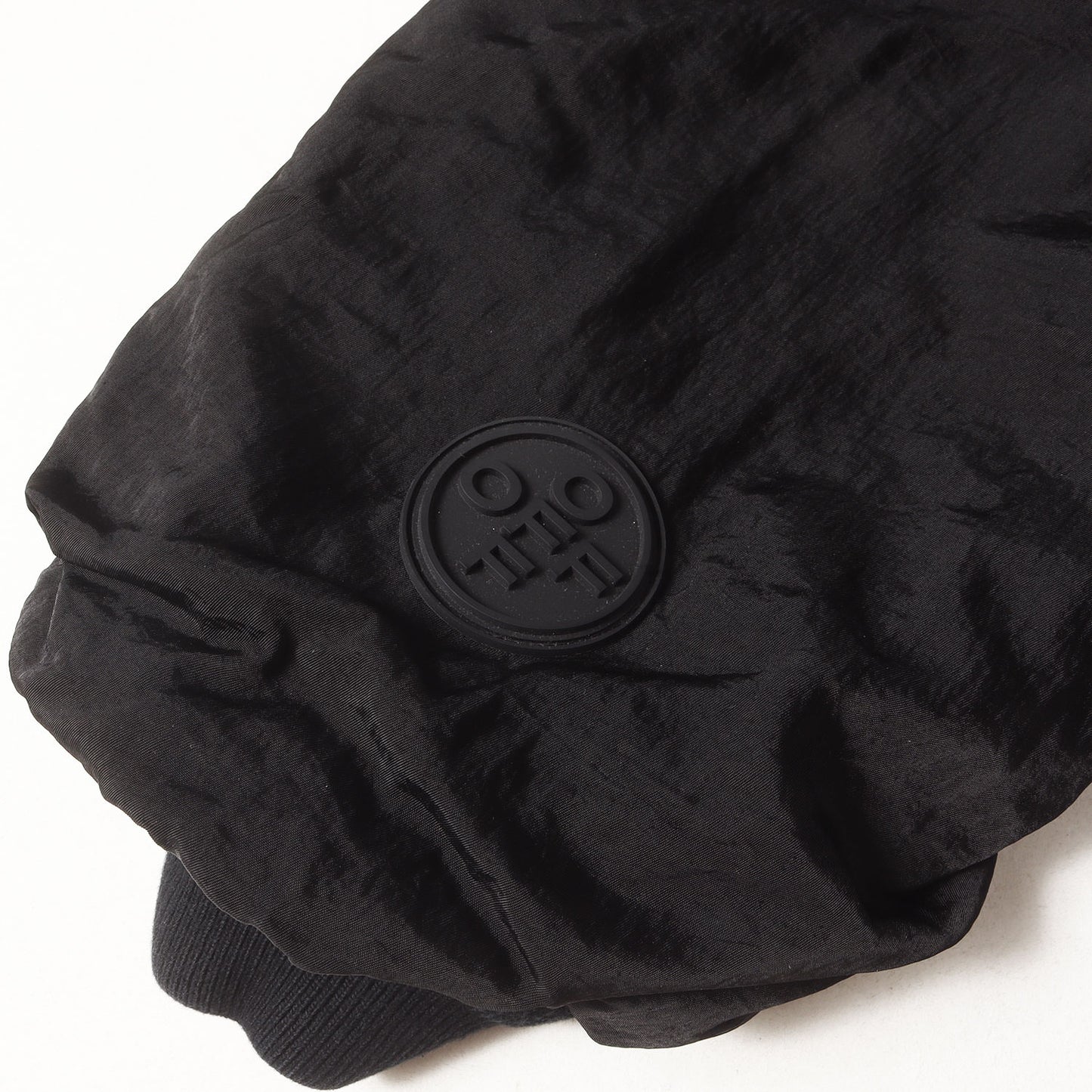 ビーズアロー フード付き ナイロン ボンバージャケット(ARROW GARMENT DYED BOMBER)