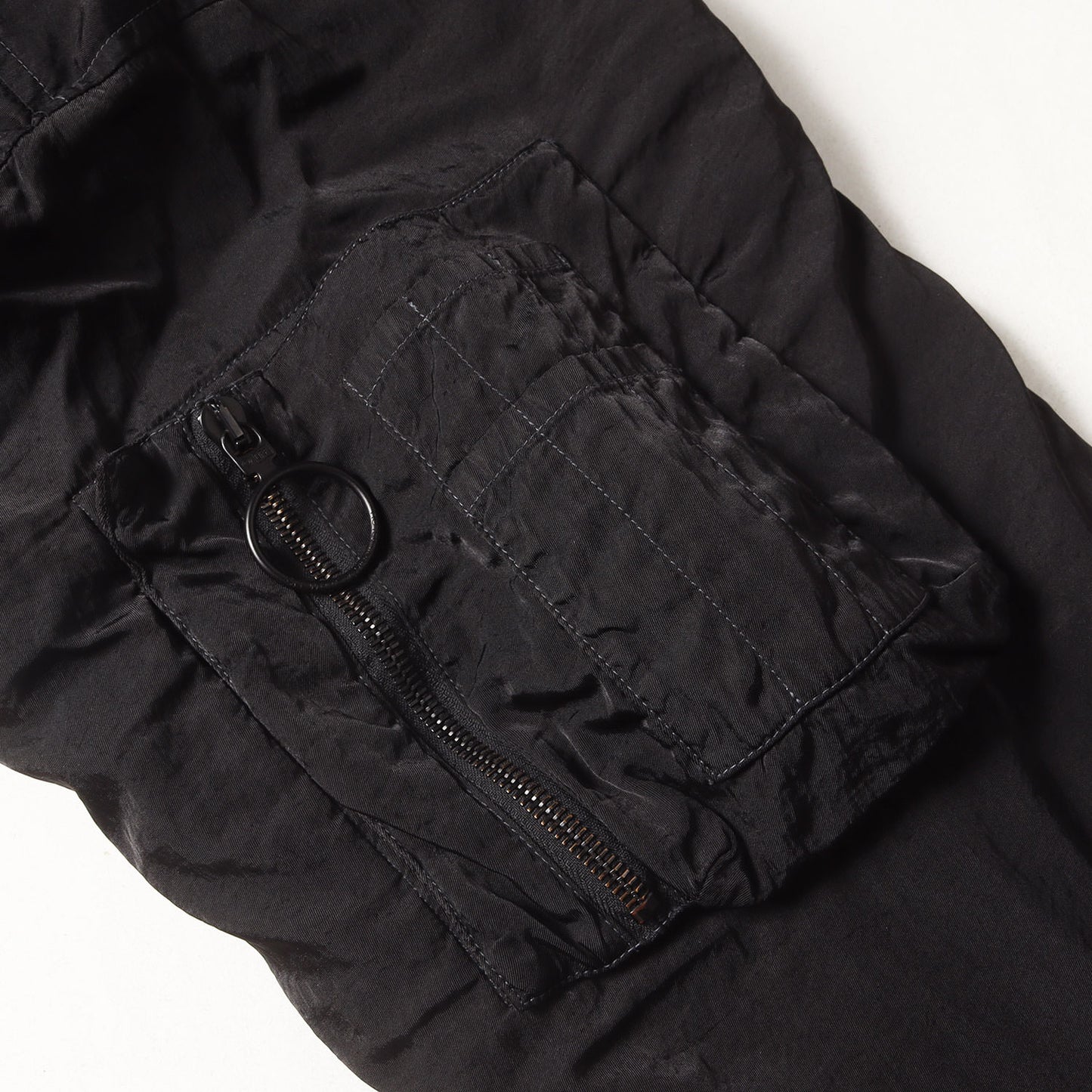 ビーズアロー フード付き ナイロン ボンバージャケット(ARROW GARMENT DYED BOMBER)