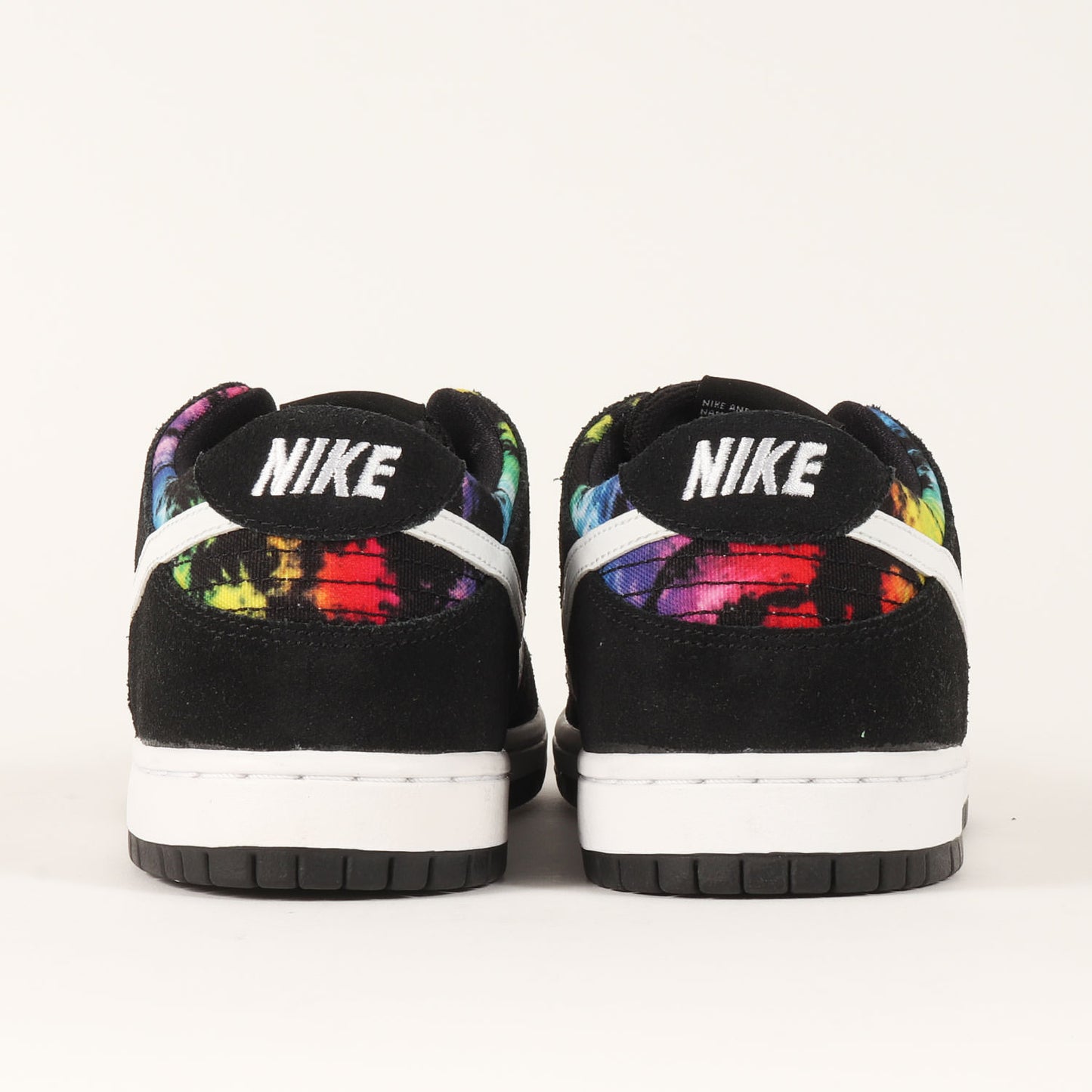 DUNK LOW PRO SB IW / ISHOD WAIR TIE DYE (819674-019)