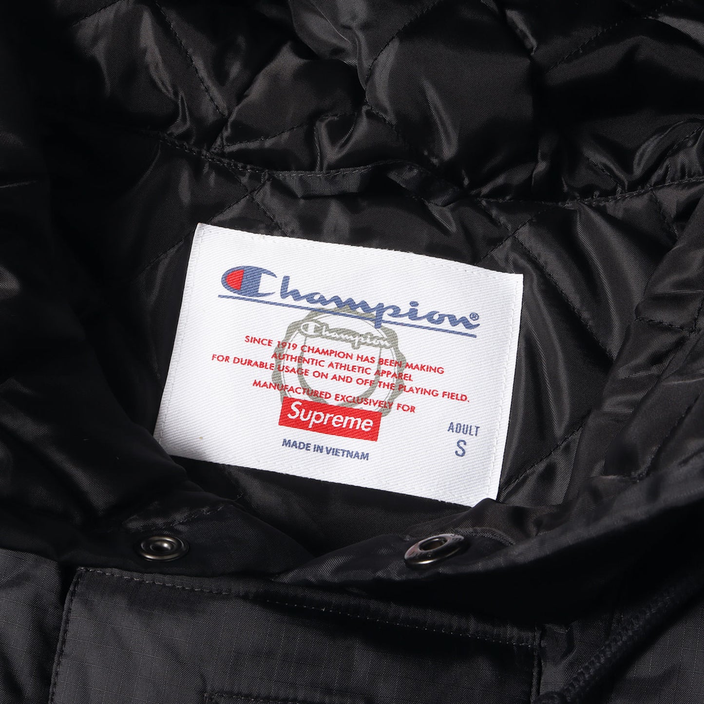 ×Champion 裏地キルティング プルオーバー ジャケット(Pullover Parka)