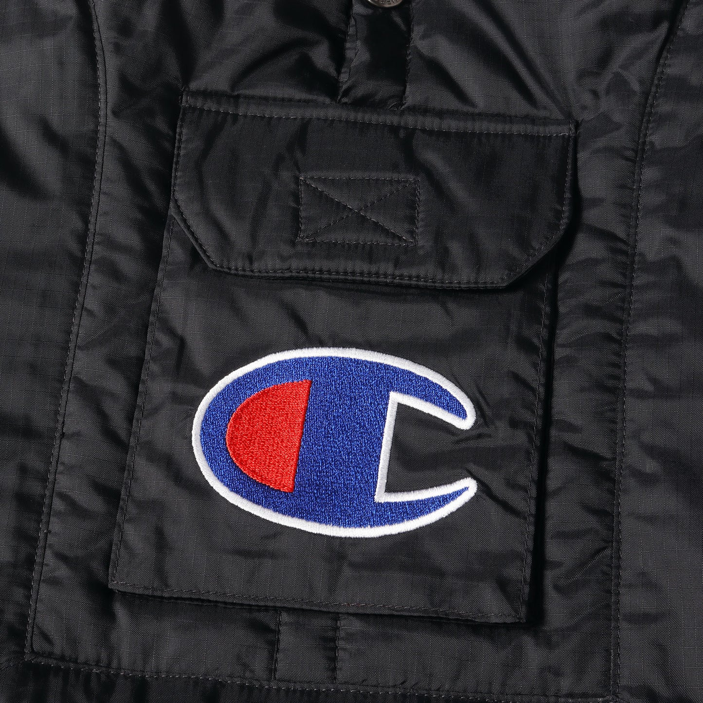 ×Champion 裏地キルティング プルオーバー ジャケット(Pullover Parka)