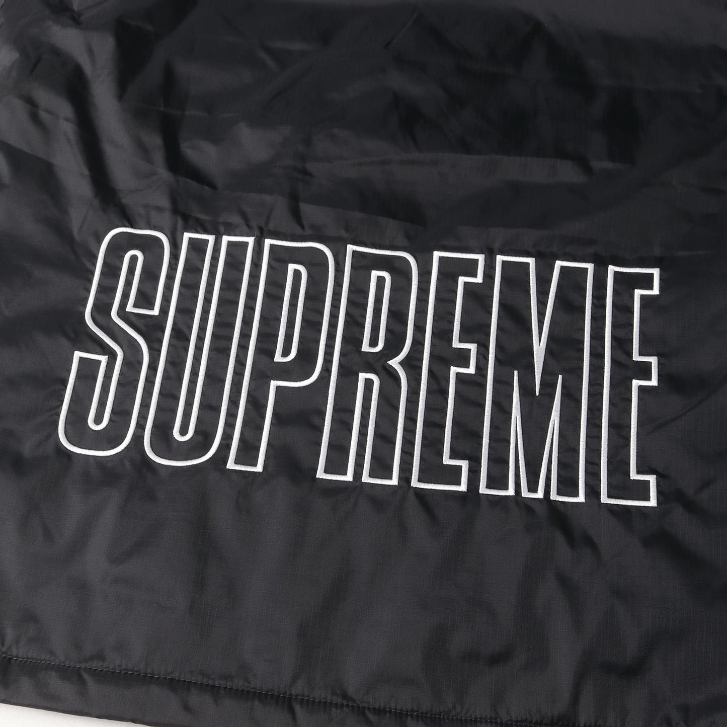 ×Champion 裏地キルティング プルオーバー ジャケット(Pullover Parka)