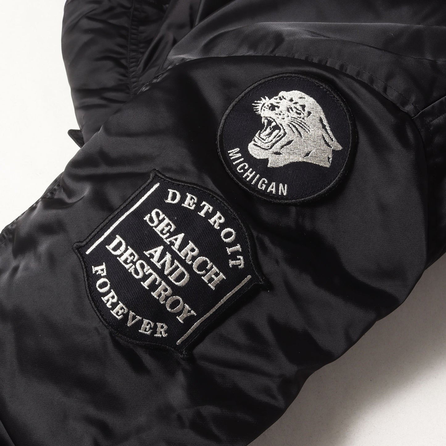 パッチ付き プリマロフト N-2Bフライトジャケット