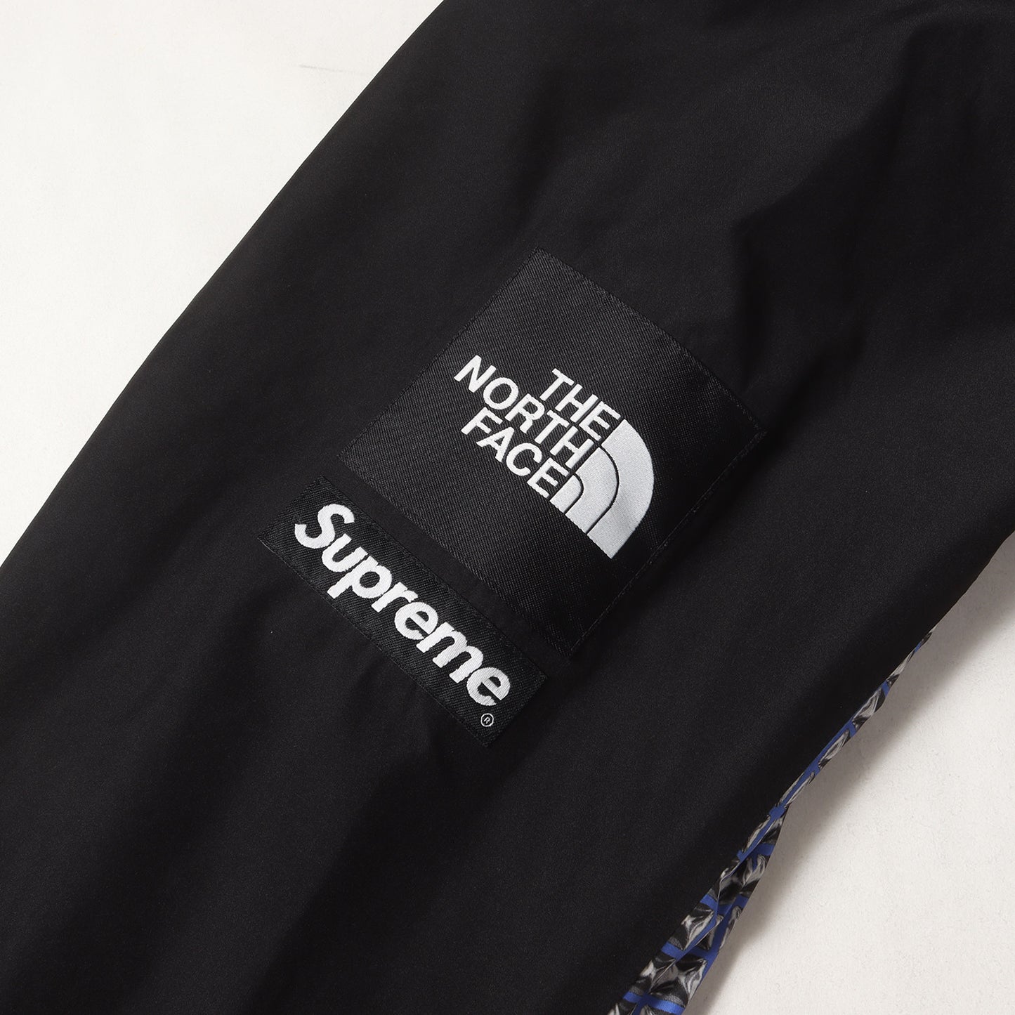 21SS ×THE NORTH FACE スタッズ柄 マウンテン ライト ジャケット(Studded Mountain Light Jacket)
