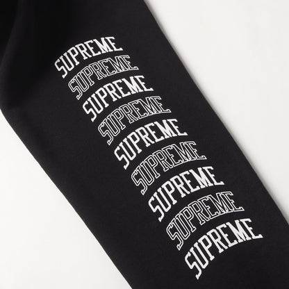 袖アーチロゴ スウェットパーカー(Sleeve Arc Hooded Sweatshirt)