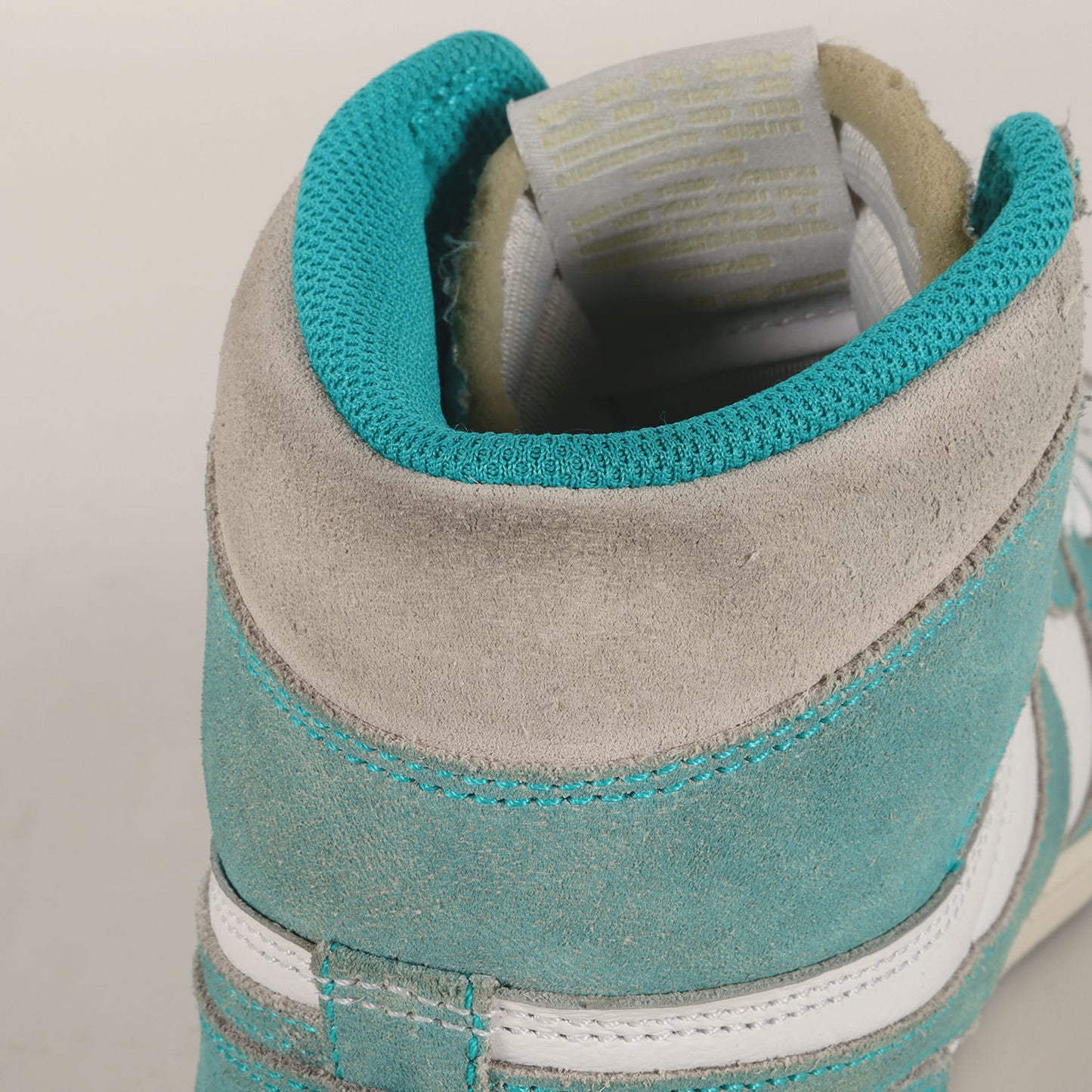 AIR JORDAN 1 RETRO HIGH OG TURBO GREEN (555088-311)