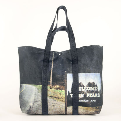 24AW ×Twin Peaks 総柄プリント トートバッグ