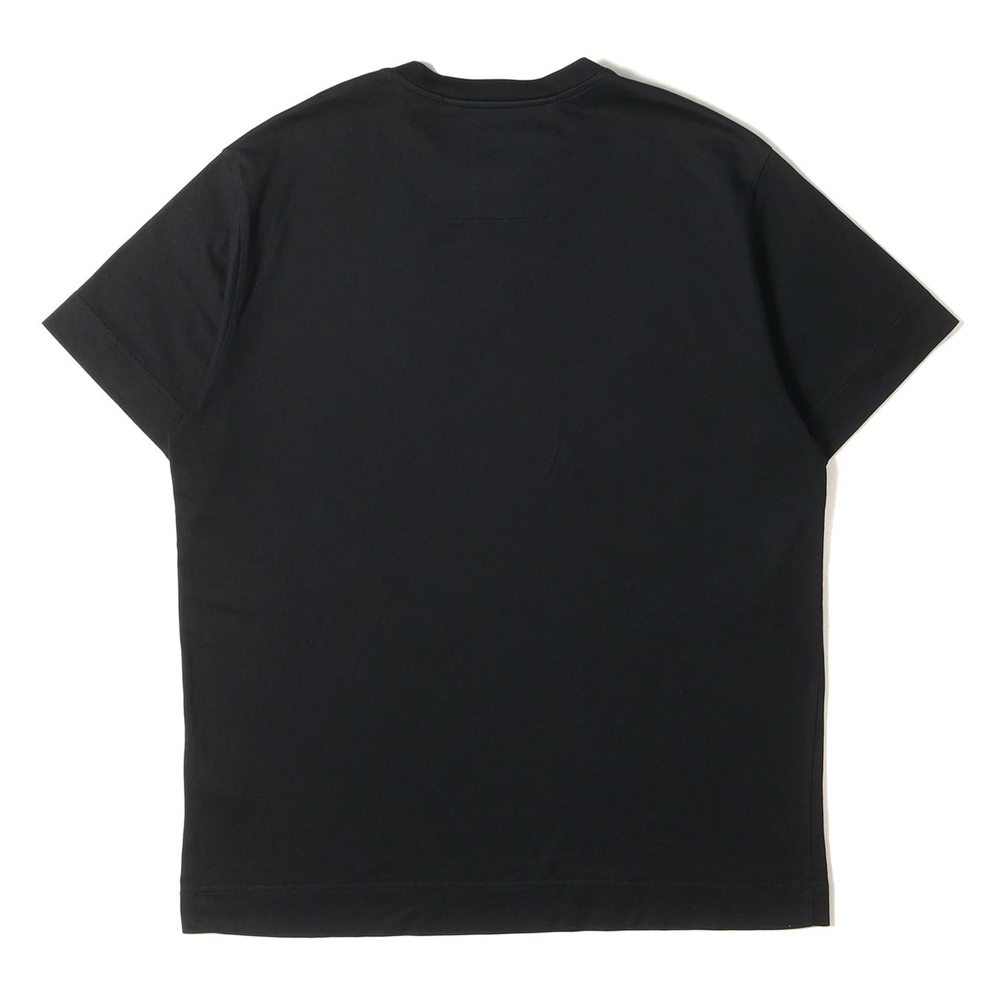 近年モデル チェーン付き クルーネック Tシャツ(CLASSIC FIT)