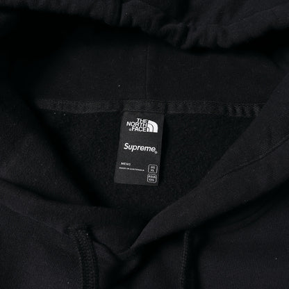 21AW ×THE NORTH FACE レンチキュラーパッチ スウェットパーカー(Lenticular Mountains Hooded Sweatshirt)