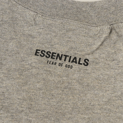 FOG ESSENTIALS スモールロゴ クルーネック Tシャツ