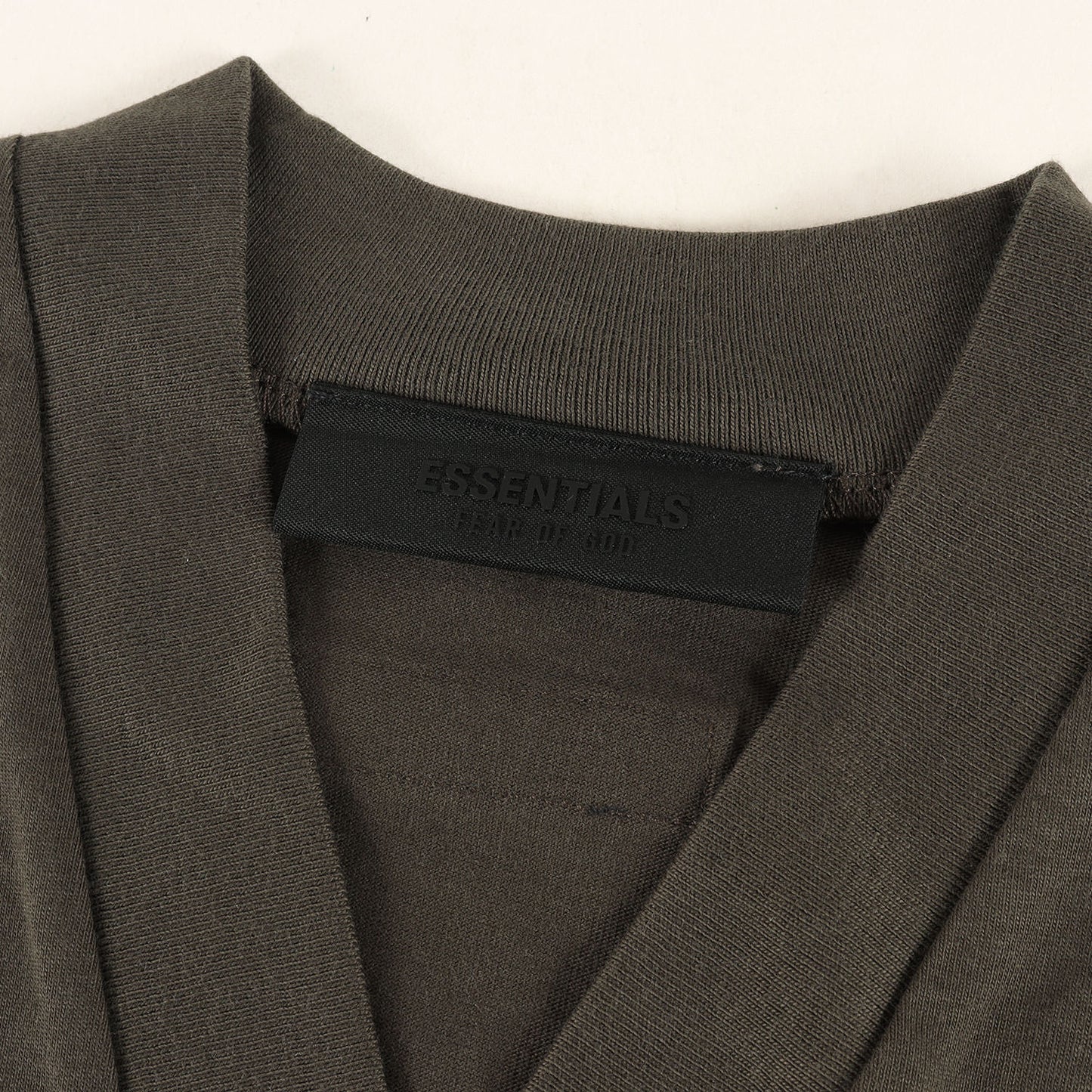 24SS FOG ESSENTIALS オーバーサイズ Vネック Tシャツ(V-Neck T-Shirt)