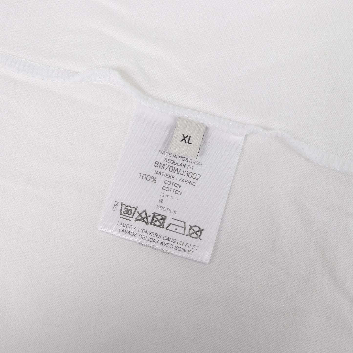ロゴテープ プリント Tシャツ(BRANDED TAPE DETAILS)