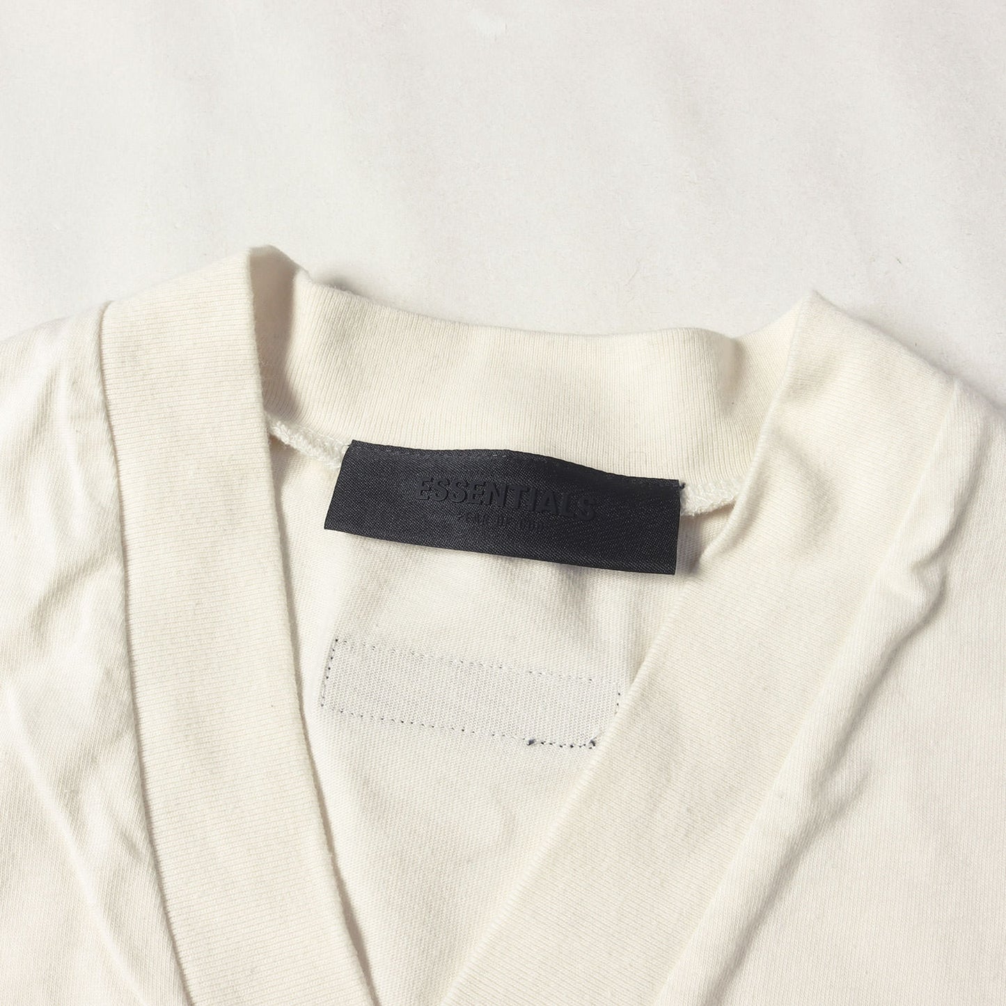 FOG ESSENTIALS オーバーサイズ Vネック Tシャツ