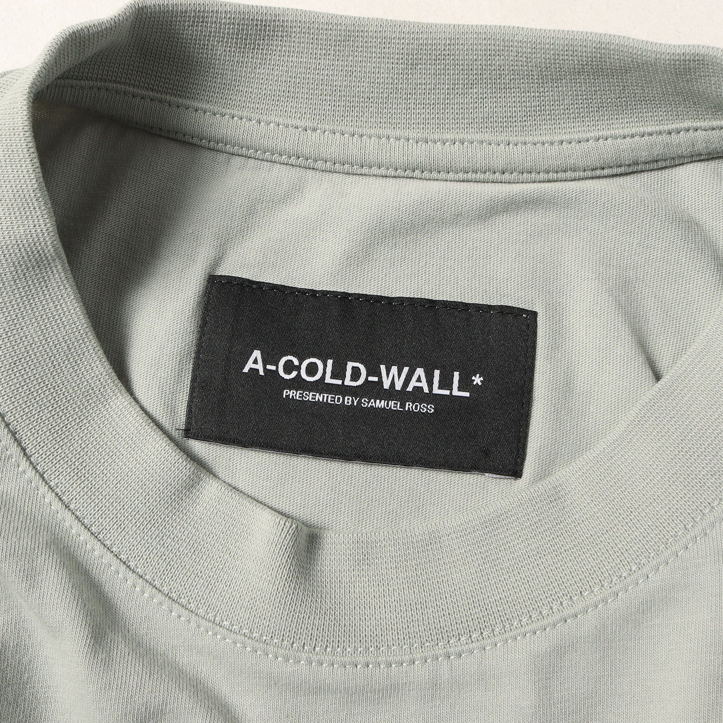 ハーフロゴ クルーネック Tシャツ