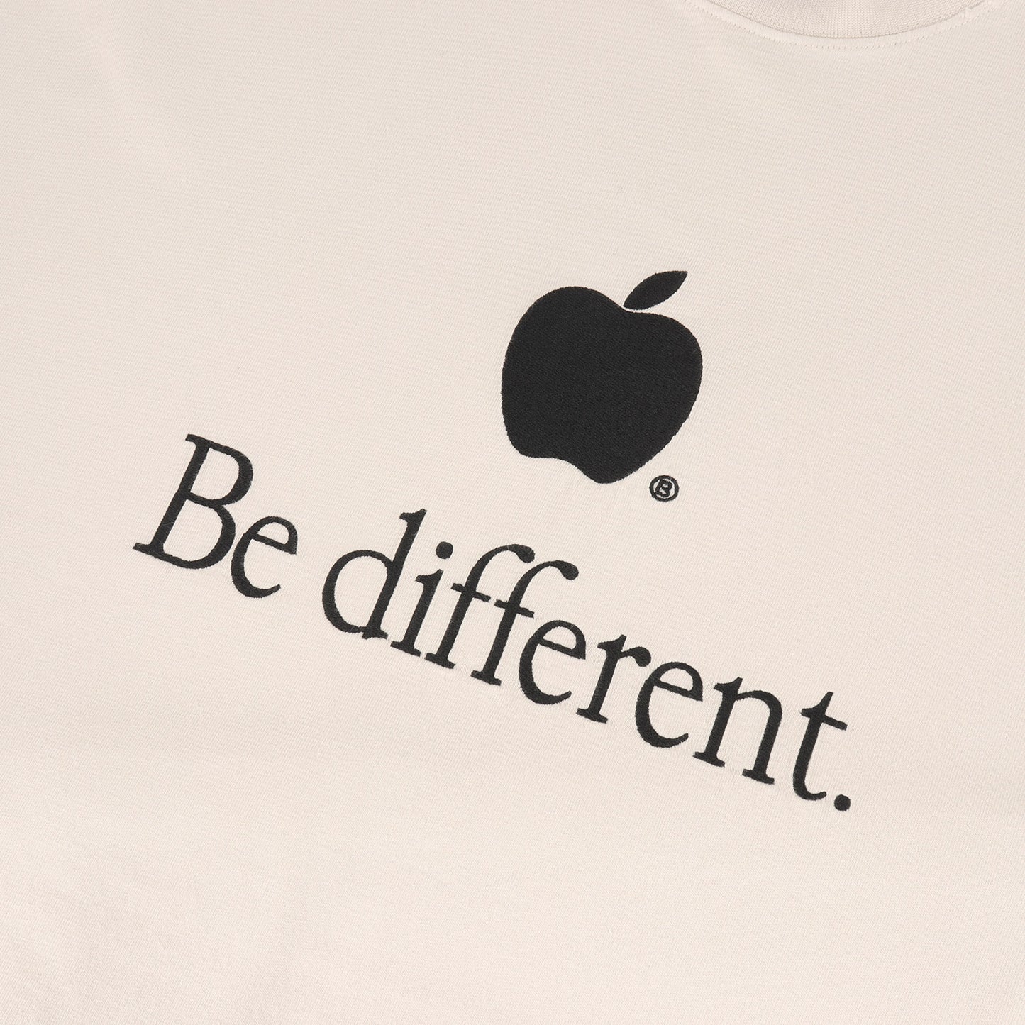 22AW ダメージ加工 Be differentロゴ オーバーサイズ Tシャツ